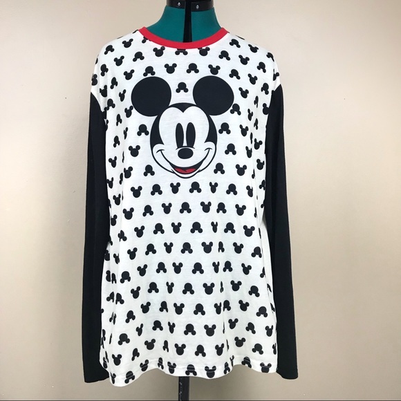 Disney Tops - Disney Mickey Mouse long sleeve T-shirt